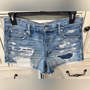 American Eagle Vintage High Rise size 12 ripped jeans shorts
